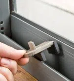 Locksmith Key Store Chestnut Hill, MA 617-712-1261 - broken-key-extraction