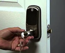 Locksmith Key Store Chestnut Hill, MA 617-712-1261 - nearest-locksmith