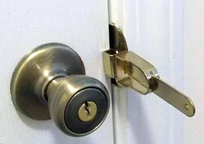 Locksmith Key Store Chestnut Hill, MA 617-712-1261 - professional-locksmiths